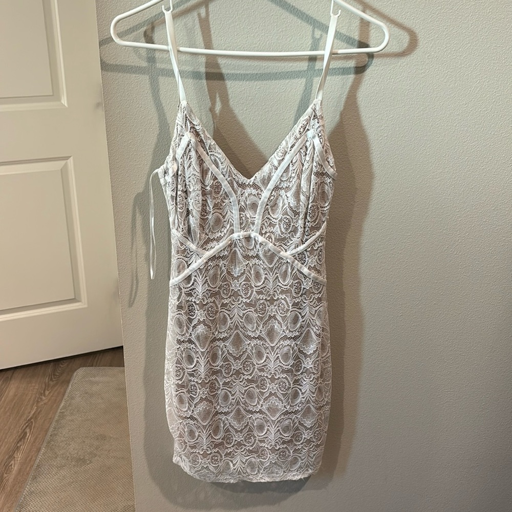 NEW Guess Lacy Dress